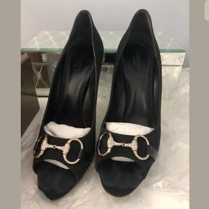 Gucci satin shoes